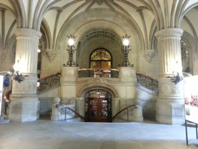 17Im Rathaus